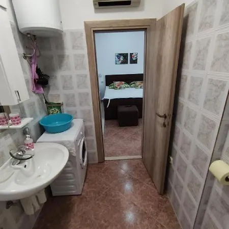 Sara Apartman